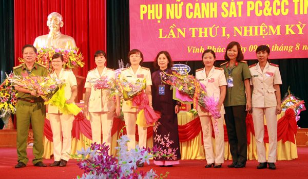 Phụ nữ PCCC tỉnh Vĩnh Phúc thi đua làm theo lời Bác