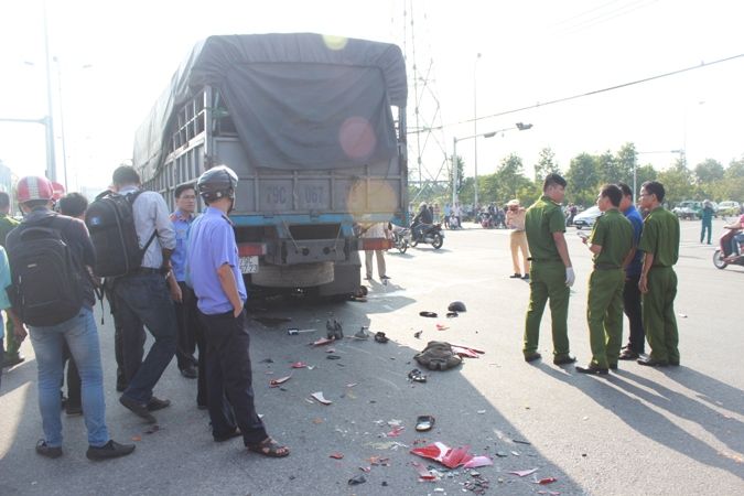 Ngày đầu nghỉ Tết, 15 người chết vì tai nạn giao thông