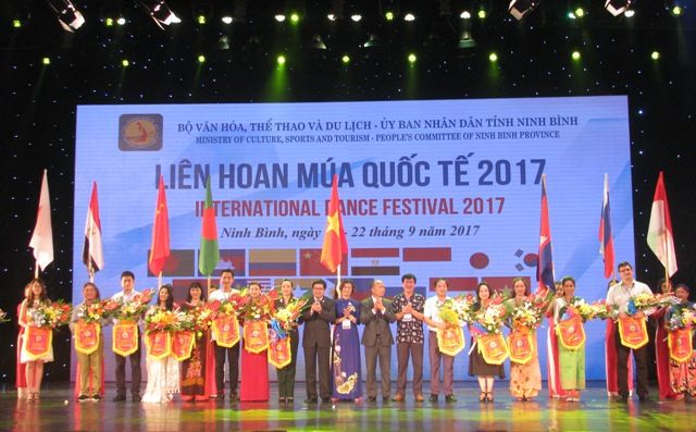 ​  Tưng bừng Lễ khai mạc “Liên hoan Múa quốc tế - 2017”