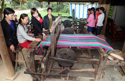 Tuyên Quang: Hỗ trợ đất ở, đất sản xuất cho hộ nghèo DTTS