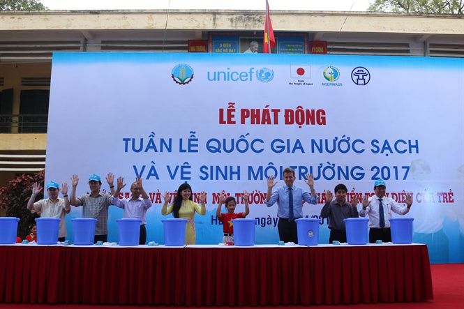 Thúc đẩy các hoạt động nước sạch và vệ sinh môi trường, góp phần nâng cao sức khỏe nhân dân 