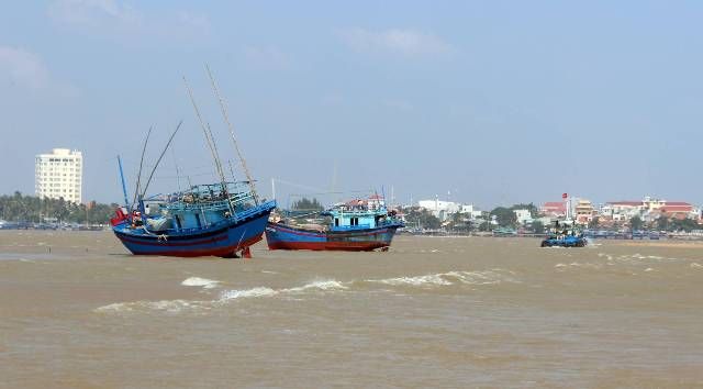 Phú Yên: Ngư dân mong muốn cửa biển Đà Diễn sớm được khơi thông