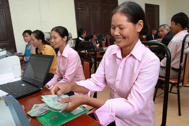 Xuân sang ngập tràn sắc hoa, sắc quả vùng ven đô