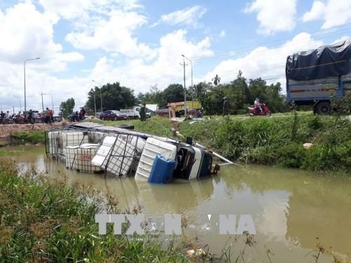 Bình Dương: Tai nạn giao thông nghiêm trọng khiến 3 người tử vong  ​