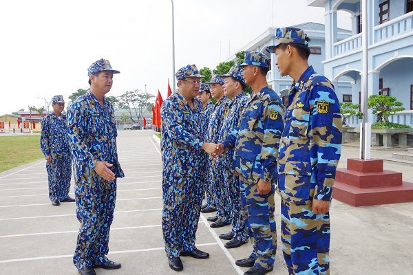 Tư lệnh Hải quân thăm, kiểm tra Lữ đoàn 147, Vùng 1 Hải quân