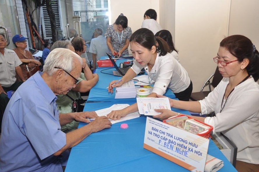 Thời điểm hưởng lương hưu của người tham gia BHXH tự nguyện