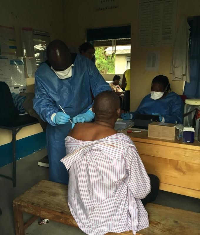 Uganda bắt đầu chiến dịch tiêm vaccine ngăn ngừa dịch Ebola