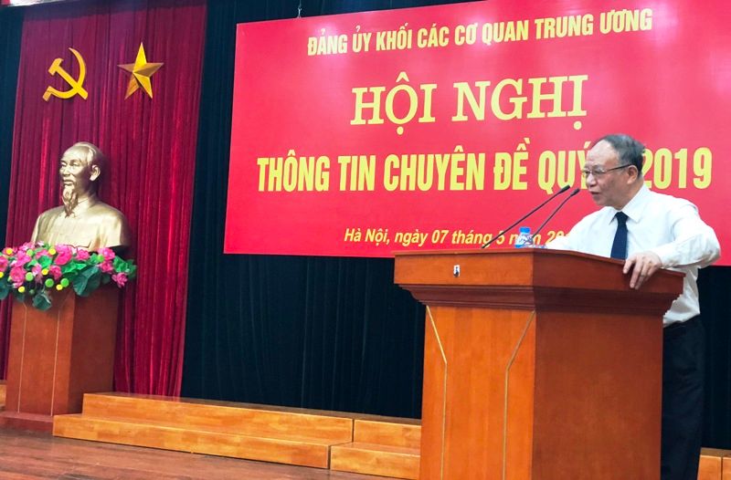 “Nhìn lại 50 năm thực hiện Di chúc của Chủ tịch Hồ Chí Minh”
