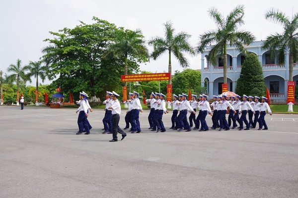 Hội thi Cán bộ huấn luyện điều lệnh giỏi Quân chủng Hải quân năm 2019