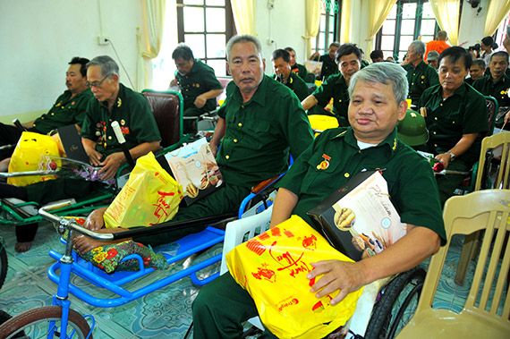 Sáng mãi đạo lý “uống nước nhớ nguồn”, “đền ơn đáp nghĩa”