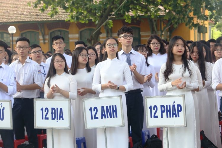 Tăng cường công tác “dạy người” trong năm học mới