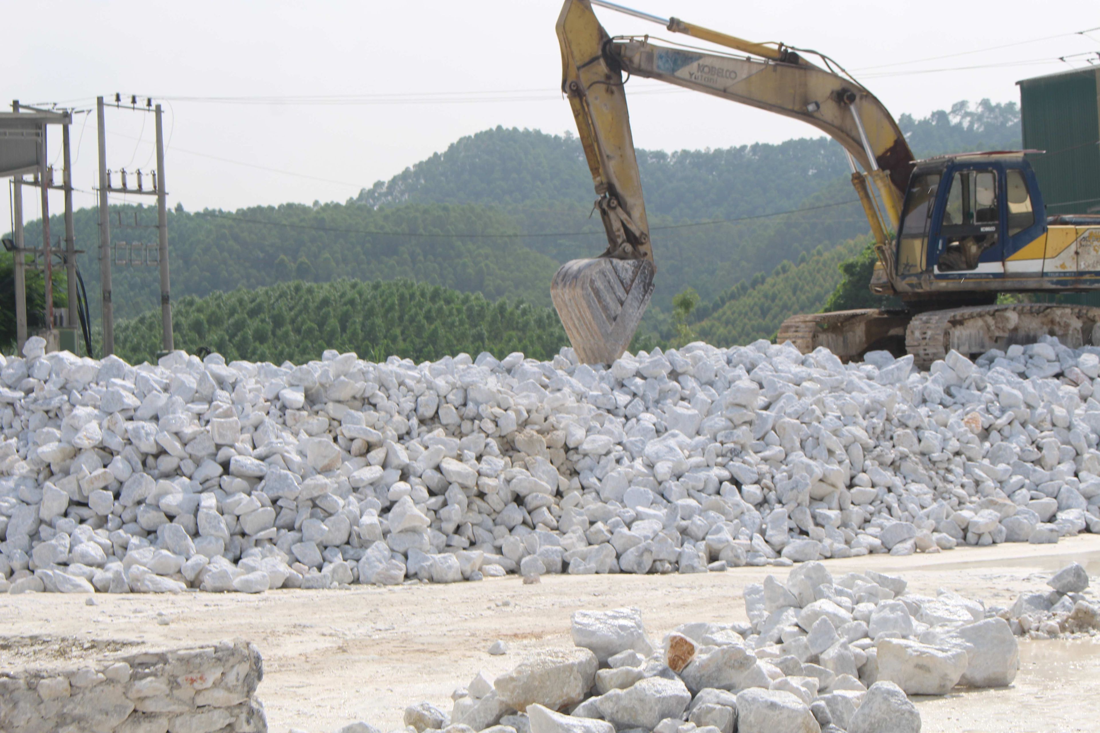 Yên Bái: Tăng cường quản lý hoạt động khai thác khoáng sản 