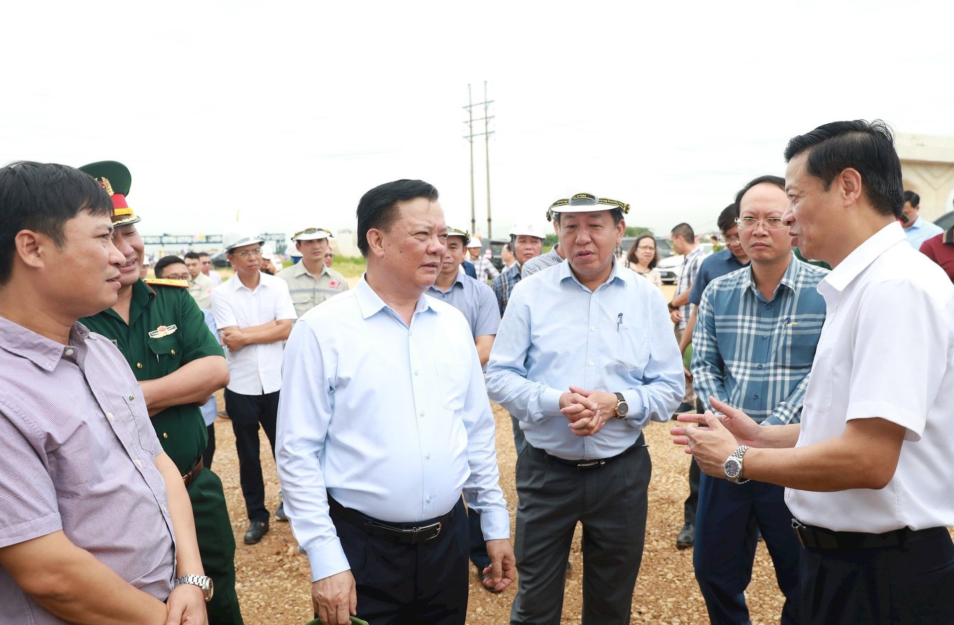 Không để vì cán bộ đùn đẩy, né tránh mà làm chậm tiến độ Dự án đường vành đại 4