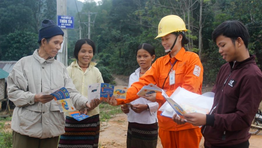 Tiết kiệm điện góp phần giảm thiểu ô nhiễm môi trường