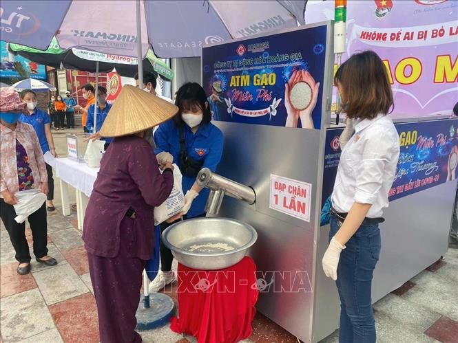 Vận dụng sáng tạo tư tưởng Hồ Chí Minh trong “cuộc chiến” phòng, chống đại dịch COVID-19