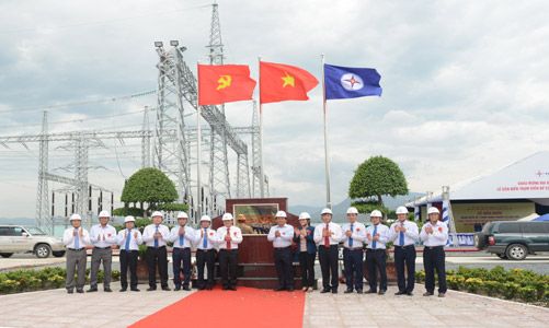  Lãnh đạo toàn diện, thực hiện tốt nhiệm vụ đảm bảo cung cấp điện 