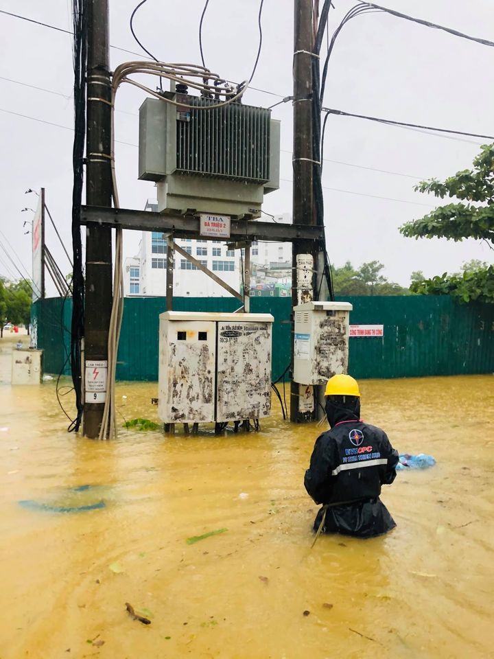 Cập nhật về ảnh hưởng của mưa lũ đến cung cấp điện và vận hành các hồ thủy điện chiều 14/10