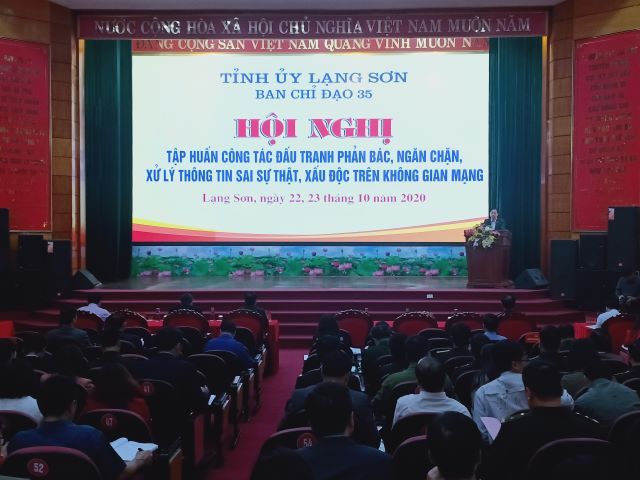 Tập huấn công tác đấu tranh phản bác, ngăn chặn thông tin xấu độc 