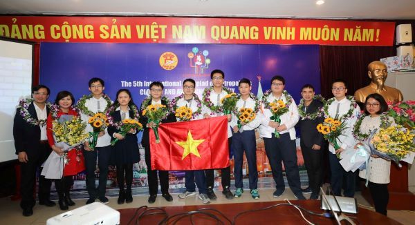 Học sinh Hà Nội giành 5 Huy chương Vàng Olympic Quốc tế IOM lần thứ V