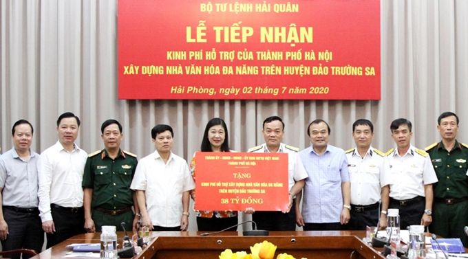 Hà Nội: Quyên góp ủng hộ Quỹ “Vì biển, đảo Việt Nam"