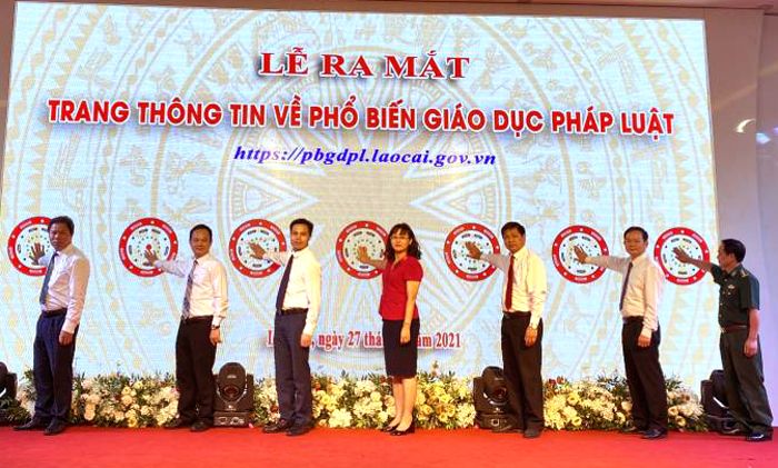 Lào Cai: Đẩy mạnh phổ biến giáo dục pháp luật trên mạng internet