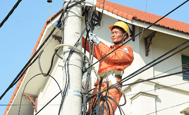 EVN khuyến cáo sử dụng điện an toàn, tiết kiệm trong bối cảnh nắng nóng kéo dài