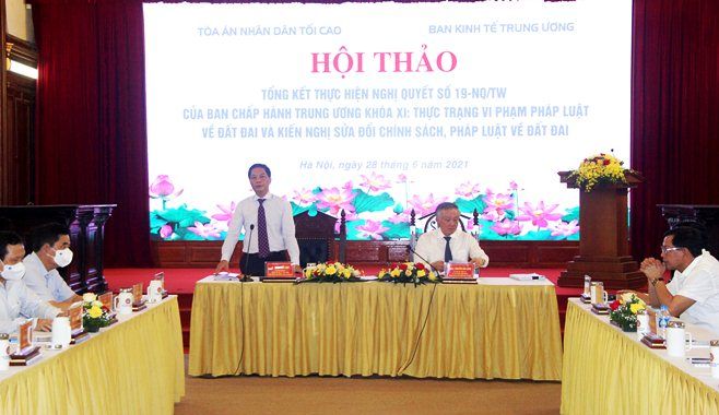 Hoàn thiện chính sách, pháp luật đất đai chống tham nhũng, lãng phí