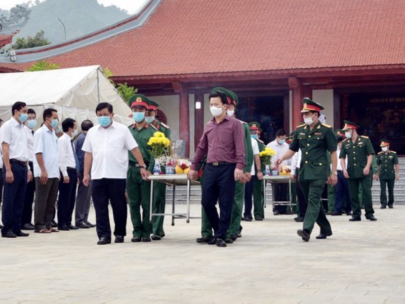 Truy điệu và an táng các anh hùng liệt sĩ tại Nghĩa trang Vị Xuyên (Hà Giang)