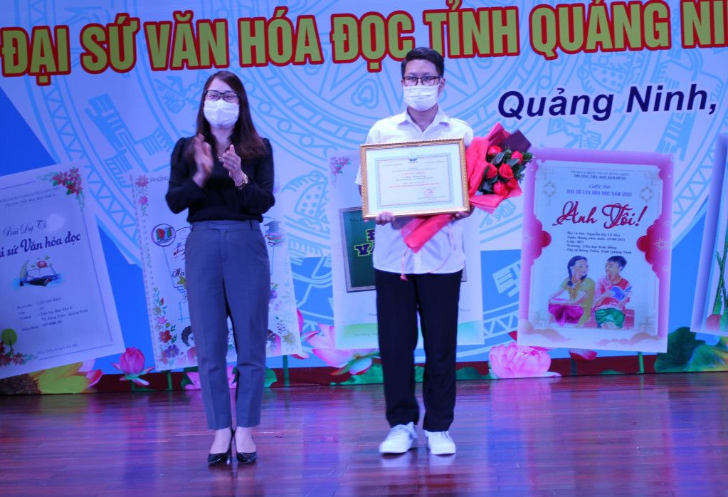 Trao giải cuộc thi Đại sứ Văn hóa đọc tỉnh Quảng Ninh năm 2021