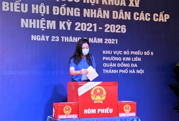 Đến 21 giờ ngày 23/5, cả nước có 99,57% cử tri đi bầu cử