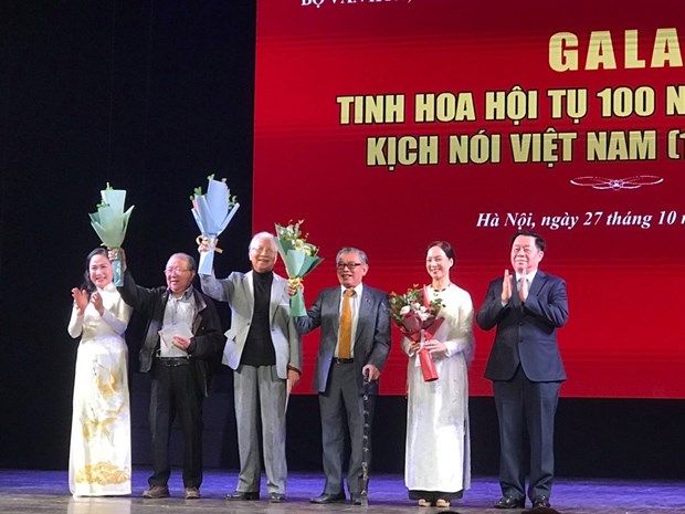 Gala “Tinh hoa hội tụ 100 năm sân khấu kịch nói Việt Nam”