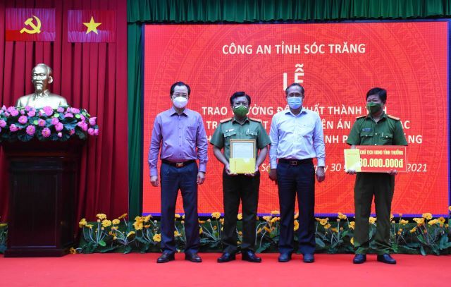 Sóc Trăng: Triệt phá đường dây đánh bạc quy môn lớn