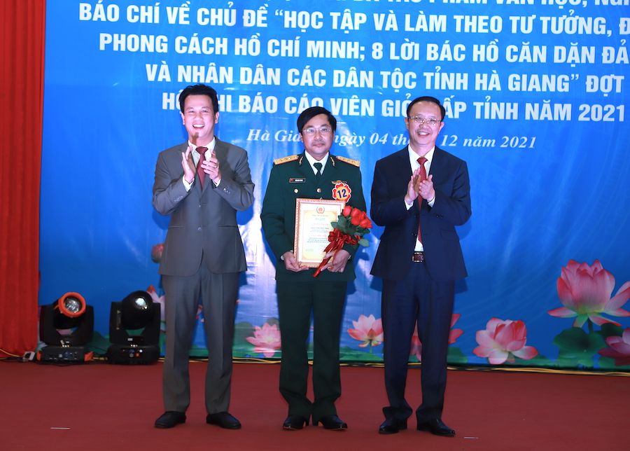 Hà Giang: 52 tập thể, cá nhân đạt giải Cuộc thi sáng tác, quảng bá về đề tài Học tập và làm theo Chủ tịch Hồ Chí Minh