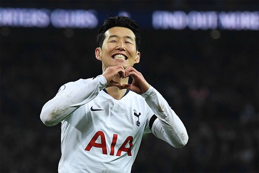 Son Heung Min giành Quả bóng Vàng châu Á