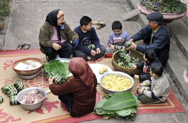 Tết này mình có về quê?