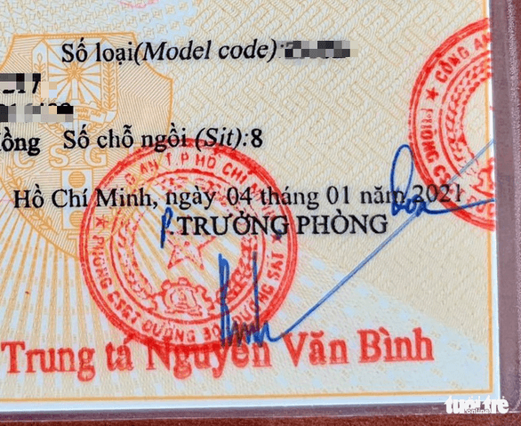 Liên quan đến thông tin mẫu cà-vẹt ôtô bị sai tiếng Anh