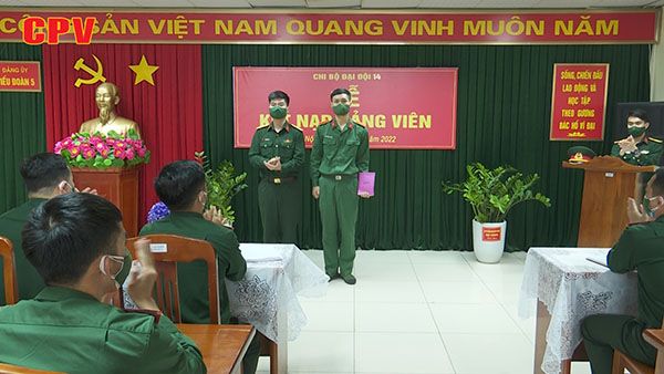 Phát triển Đảng trong Học viên Trường Sĩ quan Chính trị