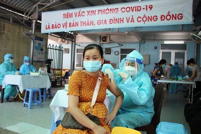 An Giang phấn đấu hoàn thành tiêm vắc-xin mũi 3 trong quý 1/2022