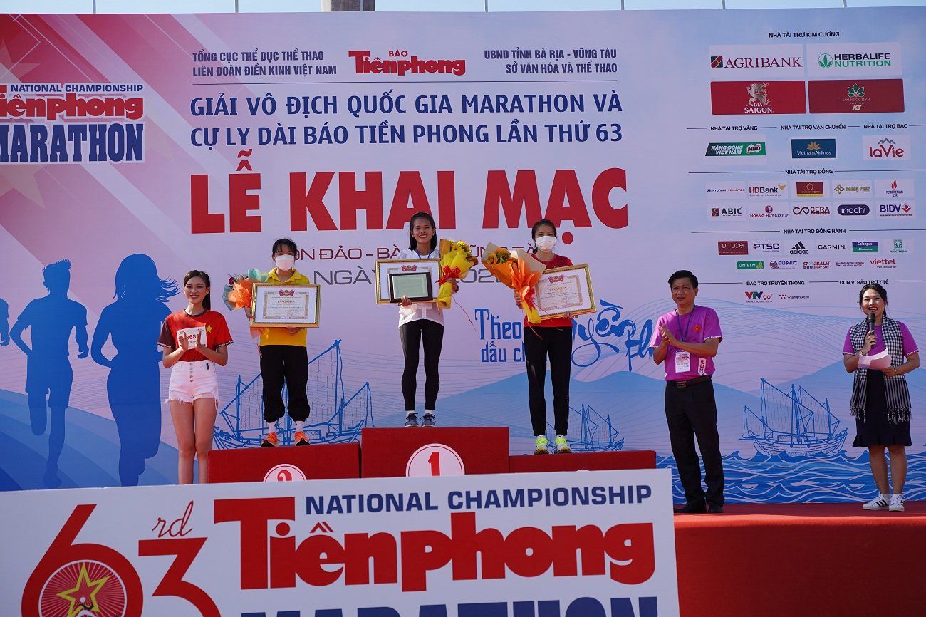 Chạy đồng hành cùng Tiền Phong Marathon năm 2022