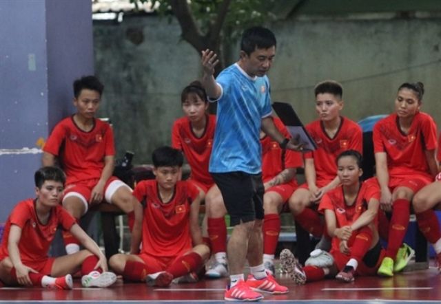 Tuyển Futsal nữ Việt Nam tập huấn 10 ngày tại Bahrain