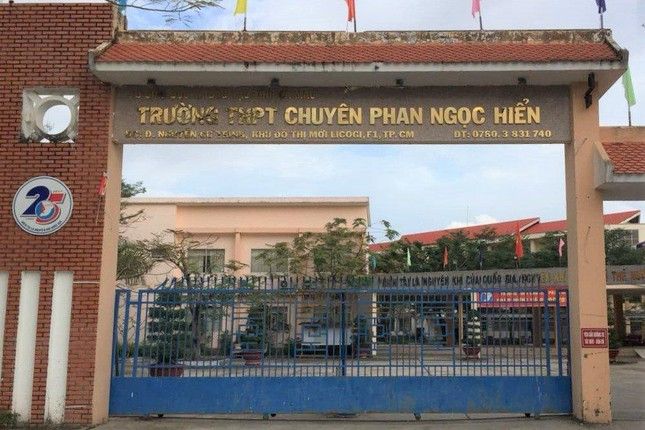 Về thông tin liên quan “bữa ăn tại trường chuyên” tại Cà Mau