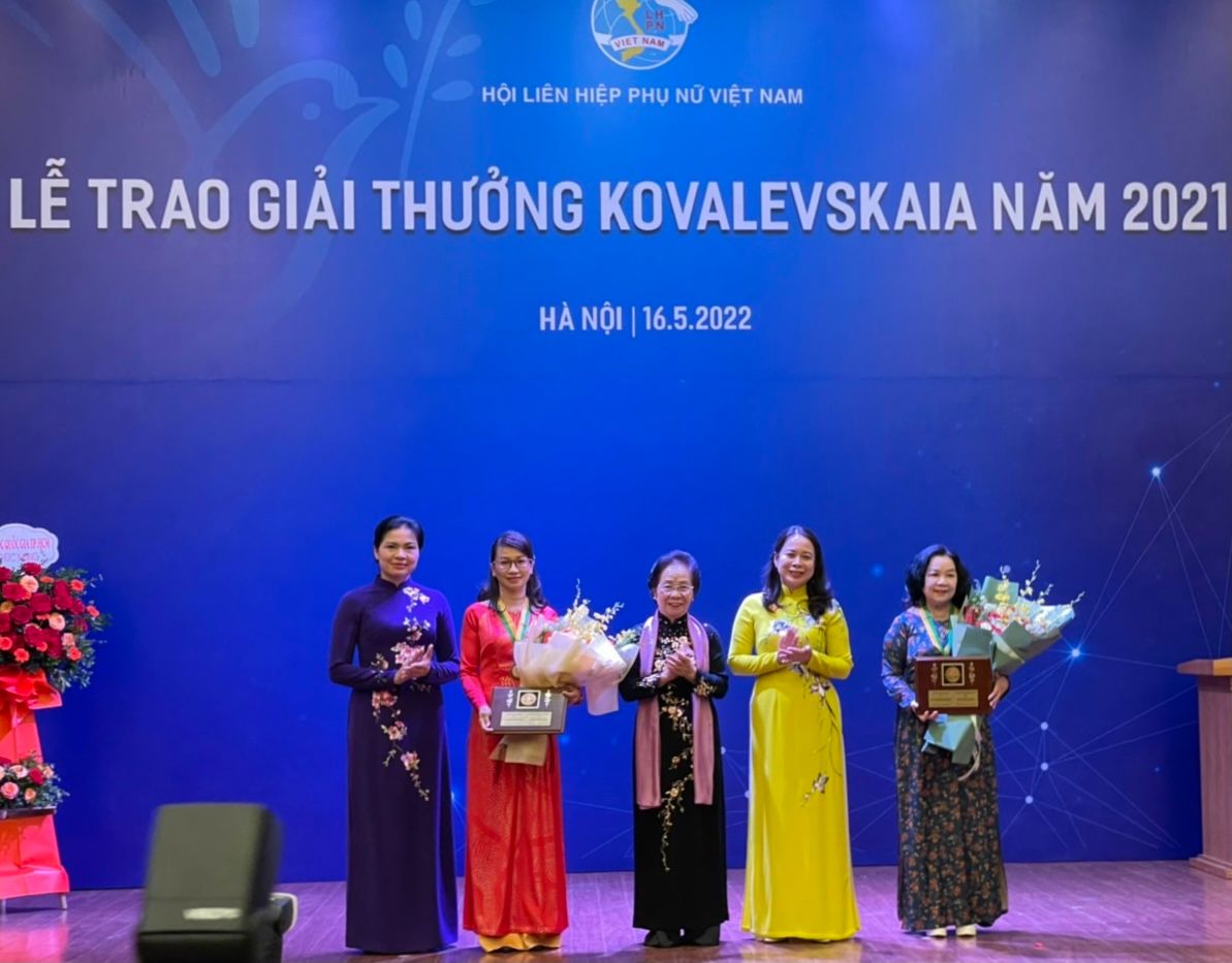 Trao giải thưởng Kovalevskaia năm 2021 cho 2 nhà khoa học nữ