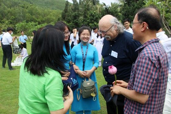 Lan tỏa tình yêu, ngọn lửa khoa học cho thế hệ trẻ