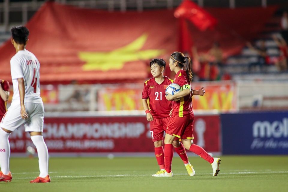 Tuyển nữ Việt Nam dễ dàng đánh bại Myanmar 4-0