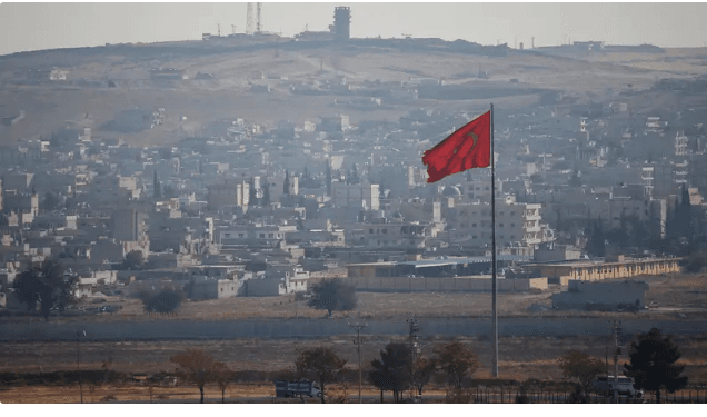 Thổ Nhĩ Kỳ không kích biên giới Syria khiến hàng chục người thương vong