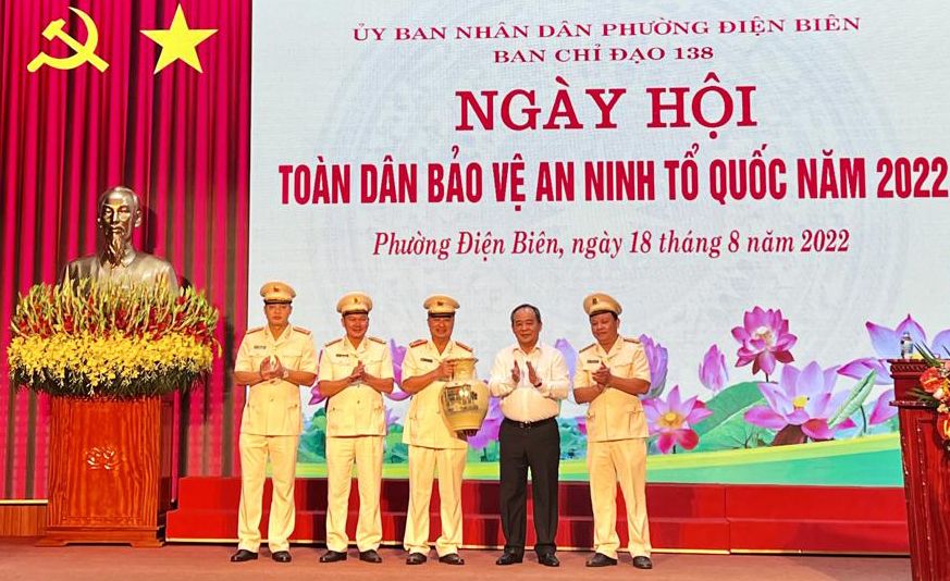 Phát triển sâu rộng phong trào Toàn dân bảo vệ an ninh Tổ quốc