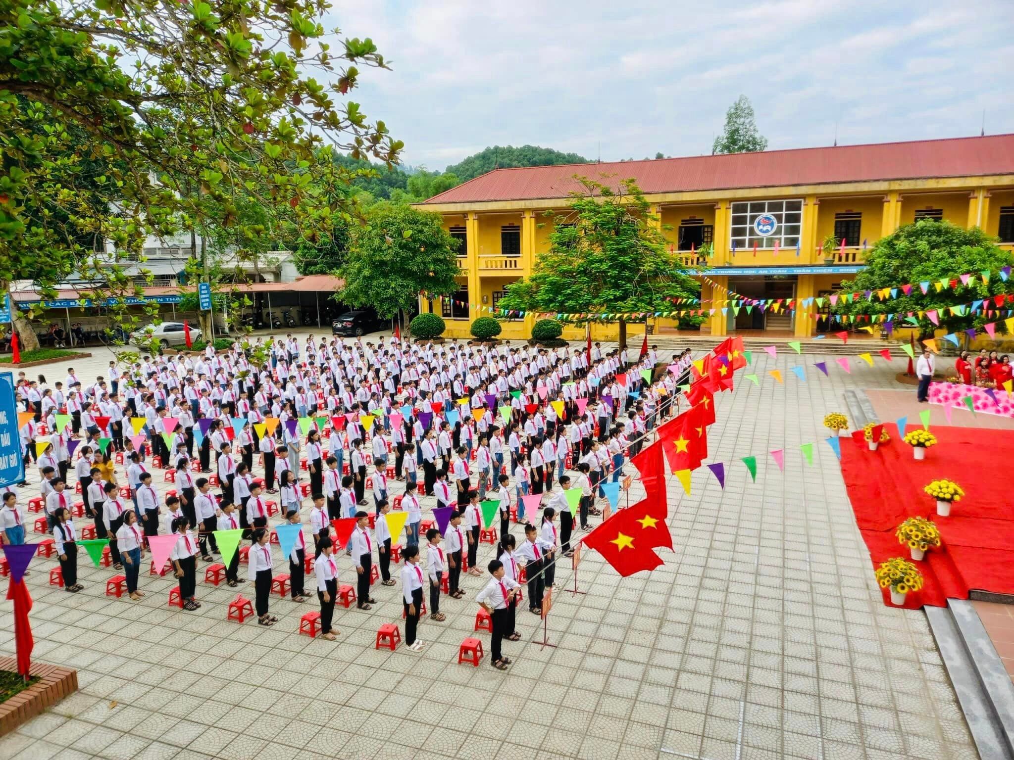 Lan tỏa phong trào khuyến học, khuyến tài trên vùng đất Mẫu Âu Cơ