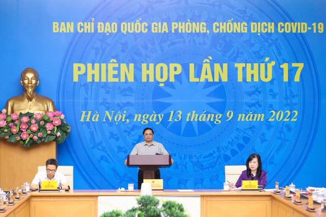 Thủ tướng: Đặt tính mạng, sức khỏe người dân lên trên hết, trước hết