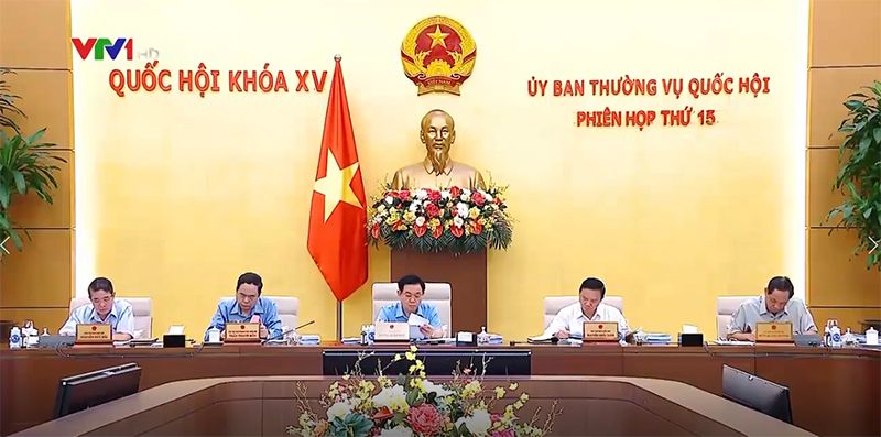 Không được để lợi ích nhóm  trong xây dựng phát luật