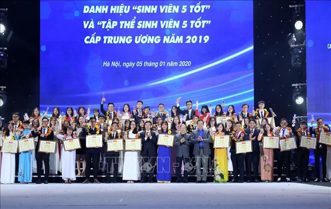 Nâng cao chất lượng công tác tuyên truyền chính trị trong học sinh, sinh viên